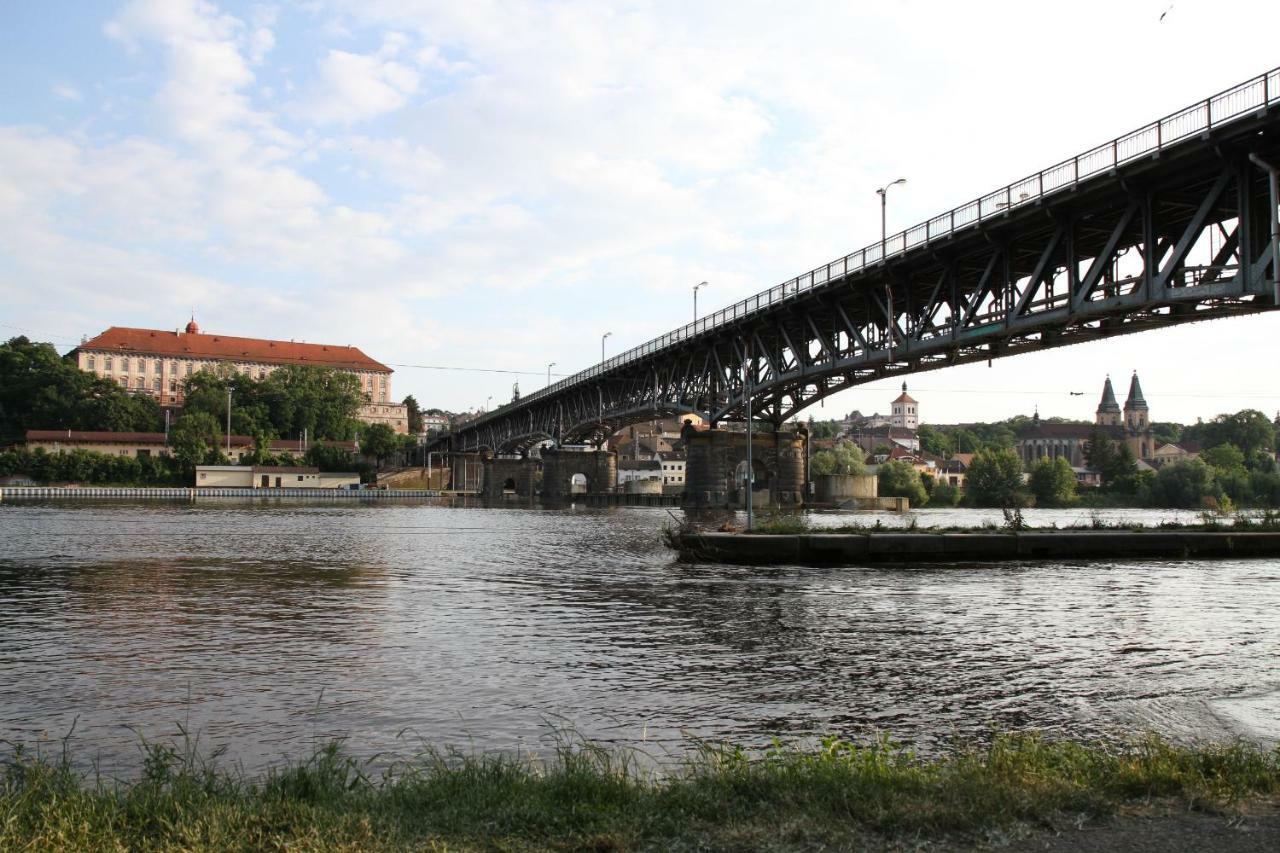 Apartmán pod rozhlednou Roudnice nad Labem Esterno foto